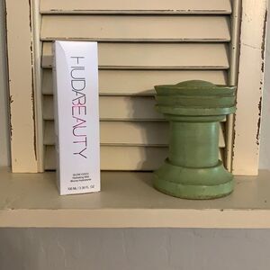 𝅺huda Beauty glow coco hydrating mist instant hydration refreshes skin NIB